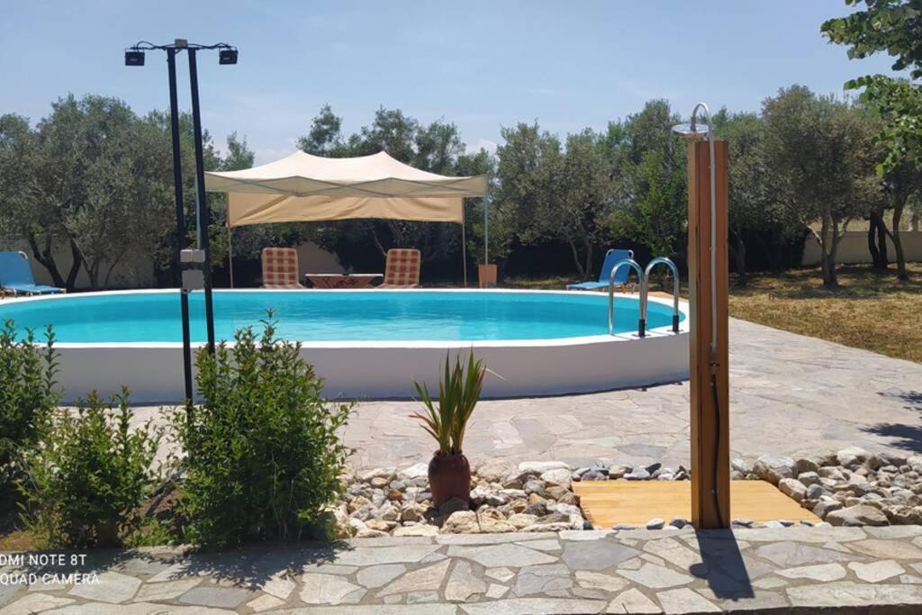 Villa Αρχοντικο Στουσ Προποδεσ Του Ορουσ Διρφυσ Loutsa  Exterior foto